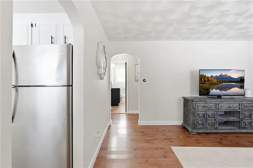 175 Pettaconsett Avenue Warwick RI 02888