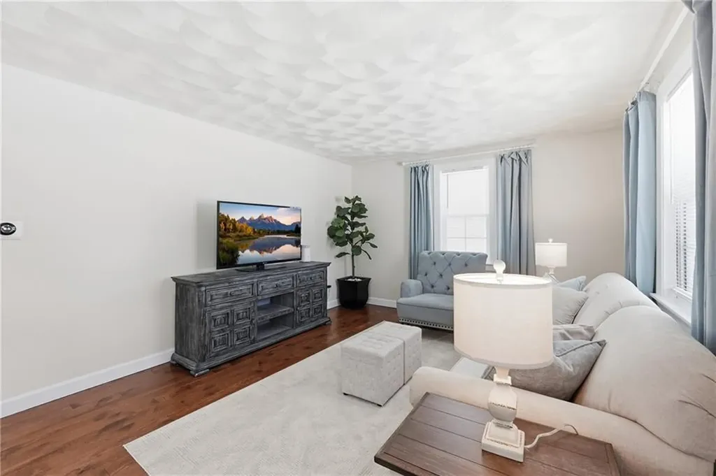 175 Pettaconsett Avenue Warwick RI 02888