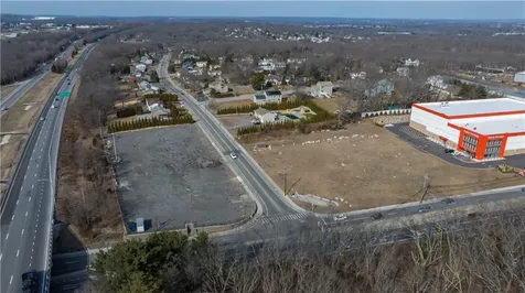 1835 Plainfield Pike Johnston RI 02919