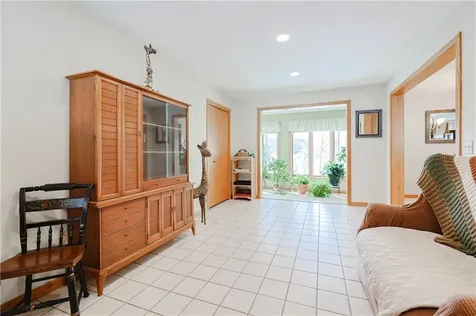 28 Gilfillan Road North Smithfield RI 02896