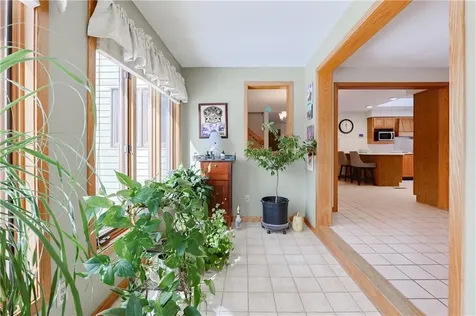 28 Gilfillan Road North Smithfield RI 02896