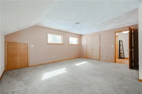 28 Gilfillan Road North Smithfield RI 02896