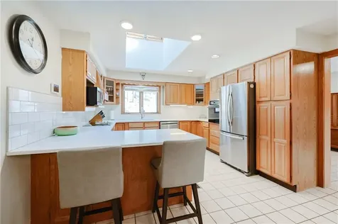 28 Gilfillan Road North Smithfield RI 02896