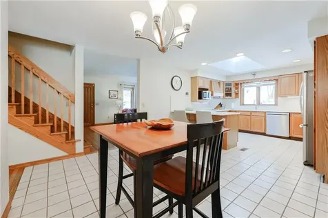 28 Gilfillan Road North Smithfield RI 02896