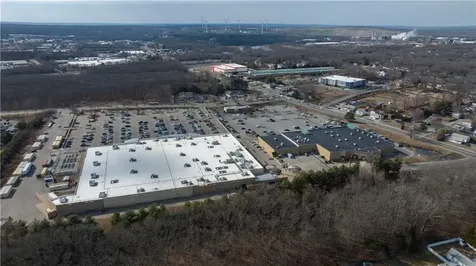 1835 Plainfield Pike Johnston RI 02919