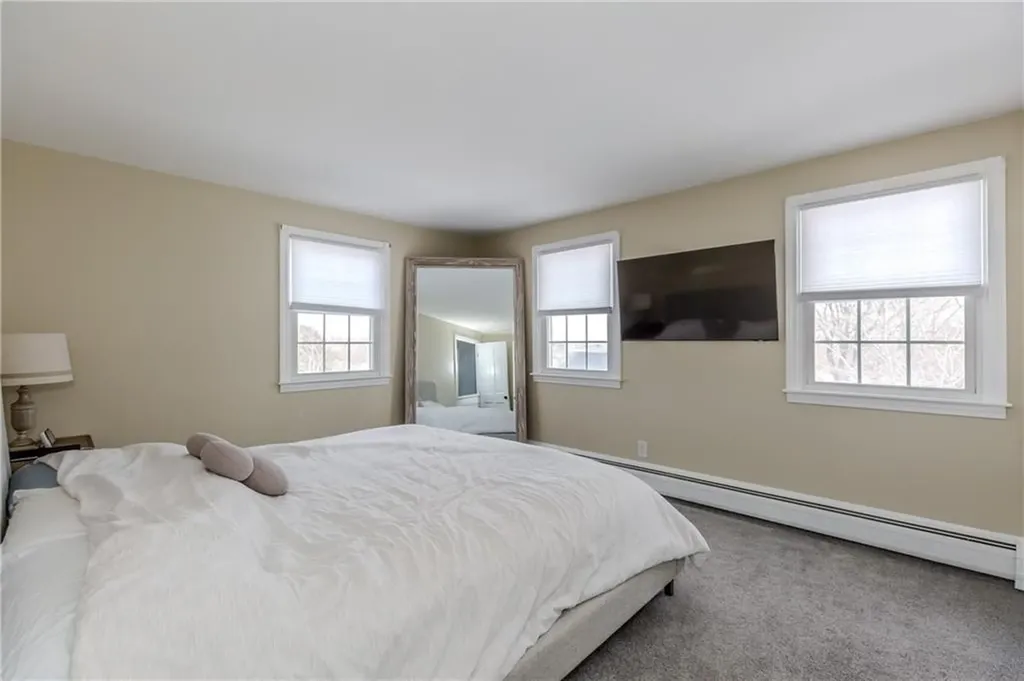 93 Tanglewood Drive West Warwick RI 02893