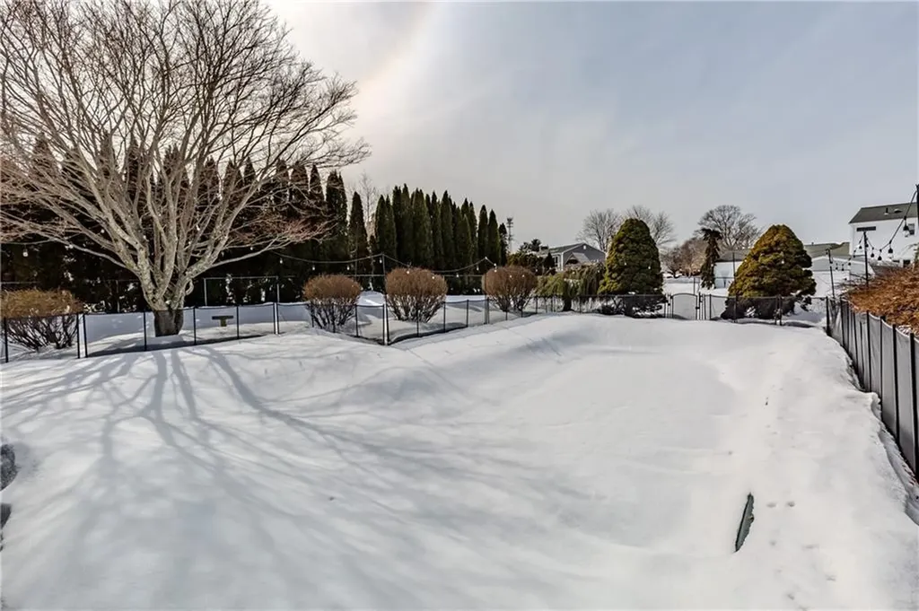 93 Tanglewood Drive West Warwick RI 02893