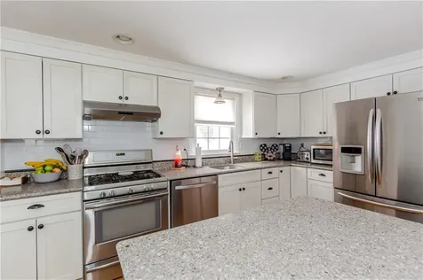 93 Tanglewood Drive West Warwick RI 02893