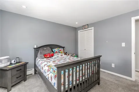 93 Tanglewood Drive West Warwick RI 02893