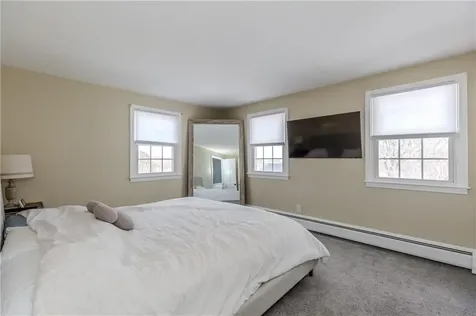 93 Tanglewood Drive West Warwick RI 02893