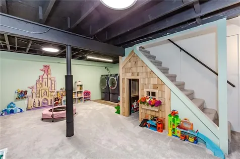 93 Tanglewood Drive West Warwick RI 02893