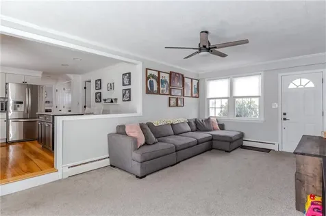 93 Tanglewood Drive West Warwick RI 02893