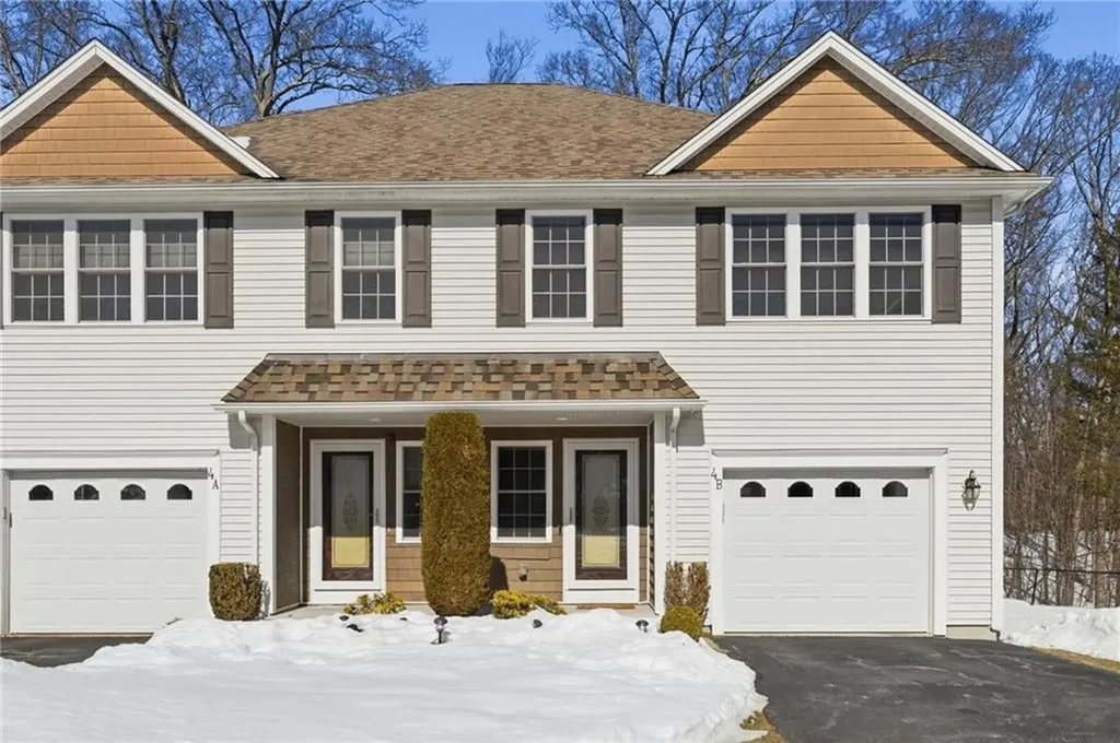 1027 Providence Street West Warwick RI 02893