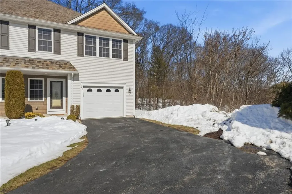 1027 Providence Street West Warwick RI 02893