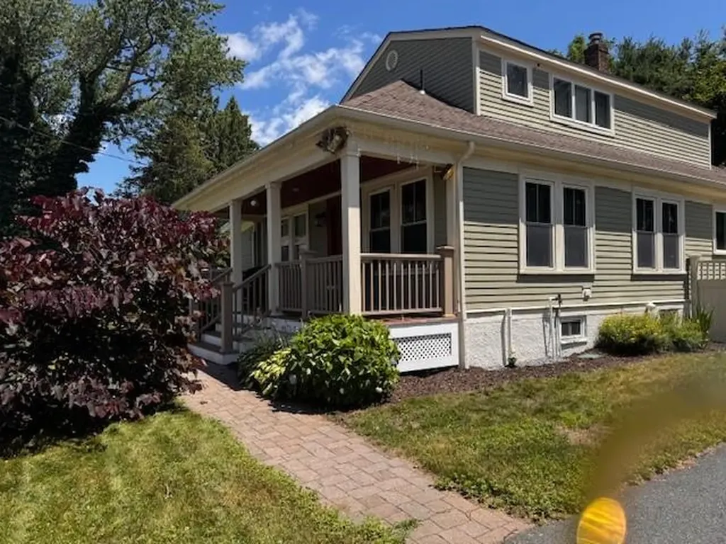 3 West Prospect Street Smithfield RI 02828