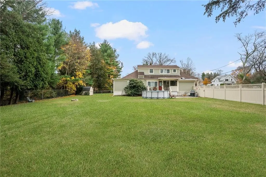 3 West Prospect Street Smithfield RI 02828