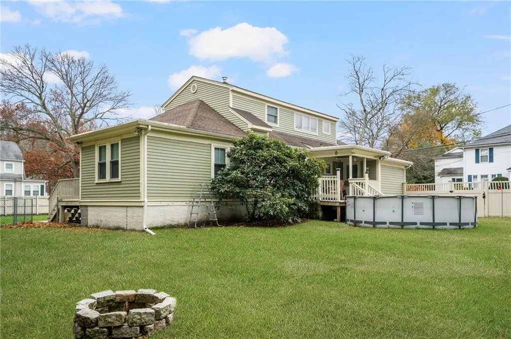 3 West Prospect Street Smithfield RI 02828