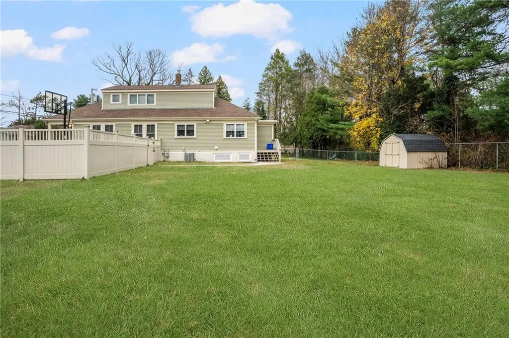 3 West Prospect Street Smithfield RI 02828