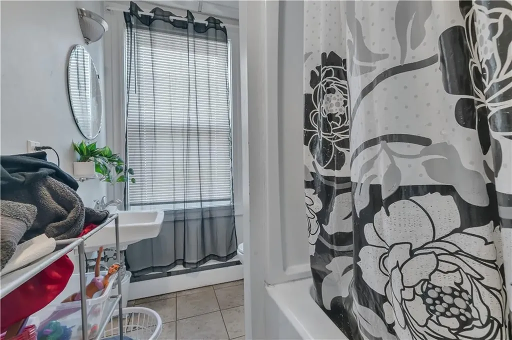 86 Tobey Street Providence RI 02909