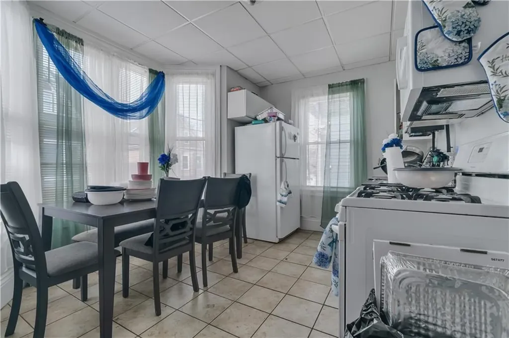 86 Tobey Street Providence RI 02909