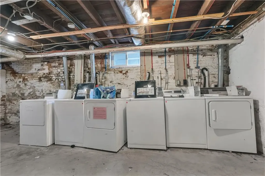 86 Tobey Street Providence RI 02909