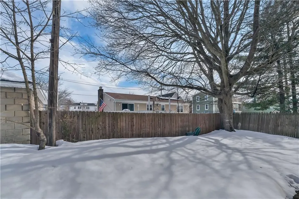 86 Tobey Street Providence RI 02909