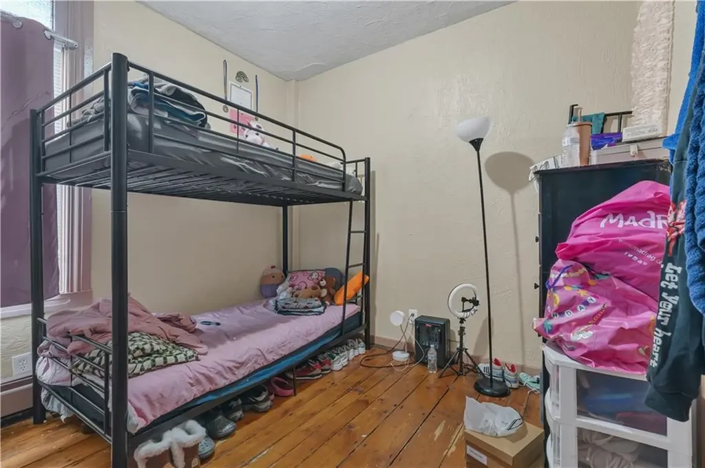 86 Tobey Street Providence RI 02909