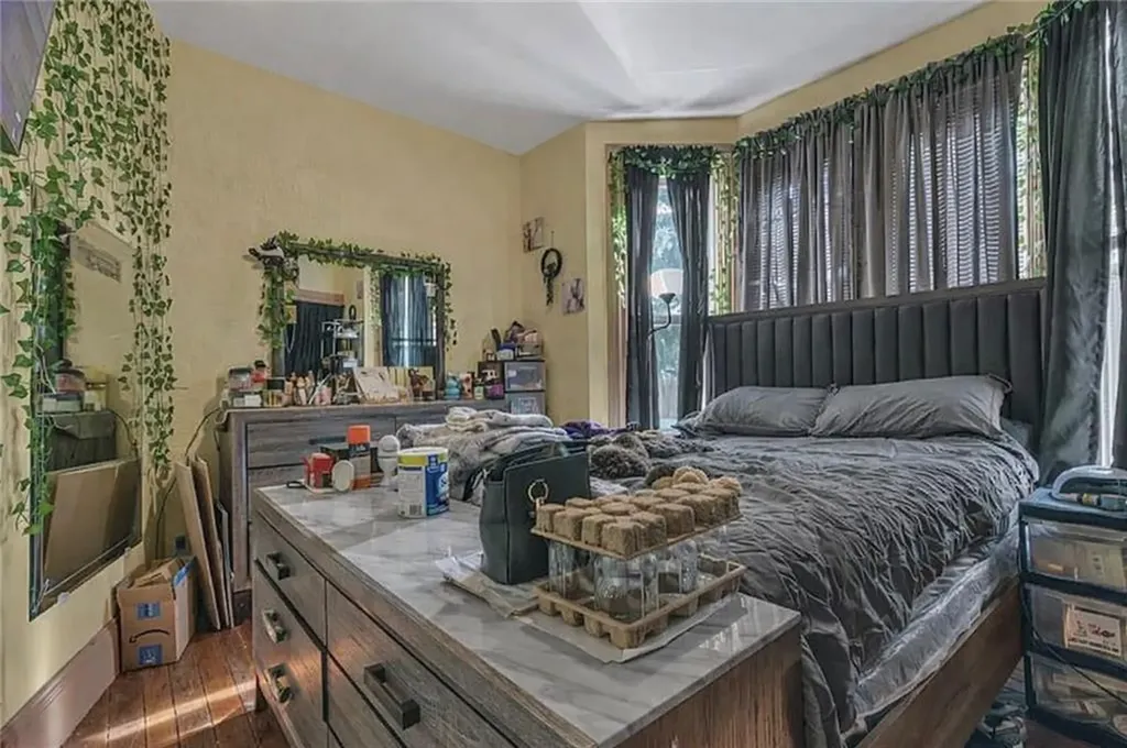 86 Tobey Street Providence RI 02909
