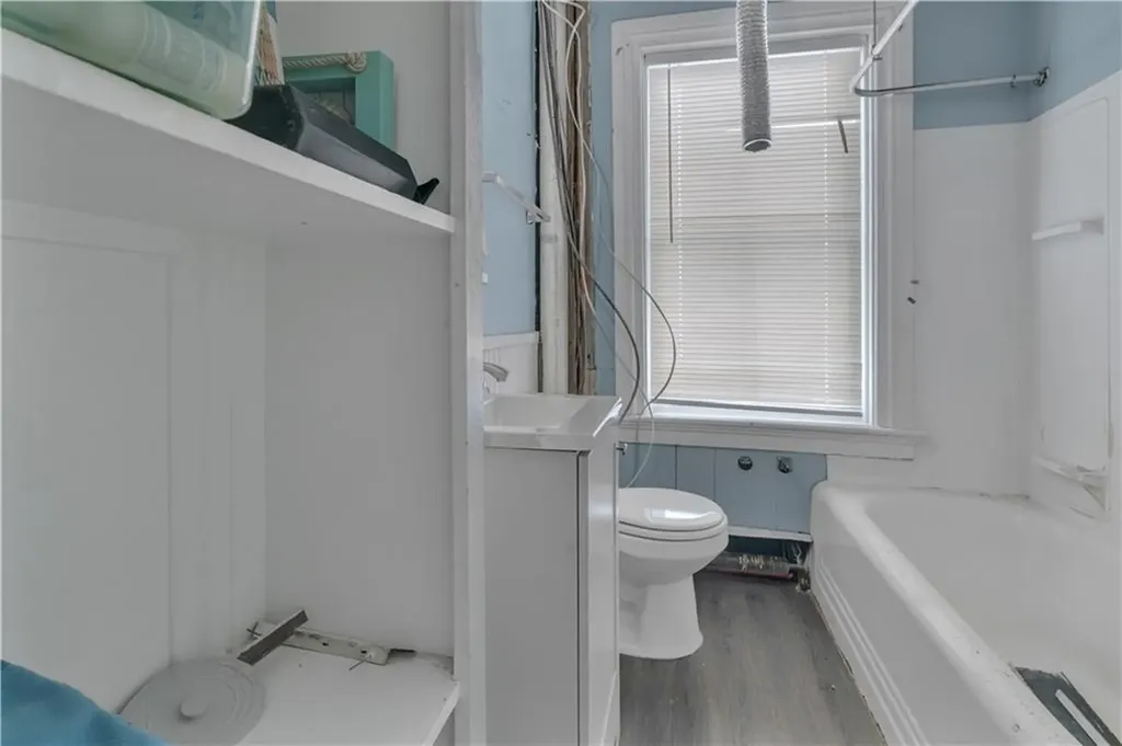 86 Tobey Street Providence RI 02909