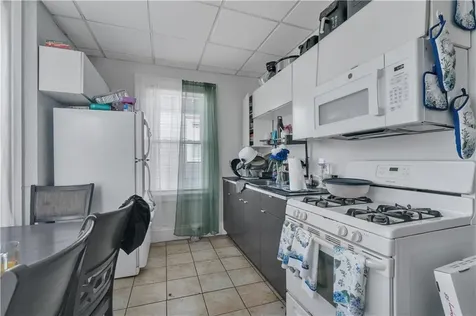 86 Tobey Street Providence RI 02909