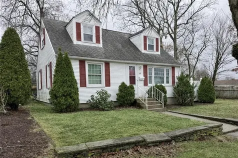 14 Amanda Street Cranston RI 02920