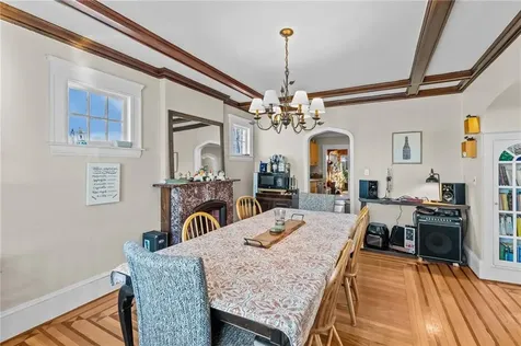 87 Kermit Street Woonsocket RI 02895