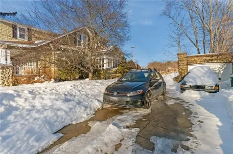 87 Kermit Street Woonsocket RI 02895