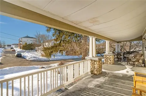 87 Kermit Street Woonsocket RI 02895