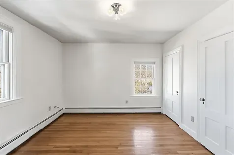 686 Hope Street Bristol RI 02809