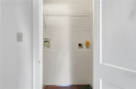 686 Hope Street Bristol RI 02809