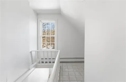 686 Hope Street Bristol RI 02809