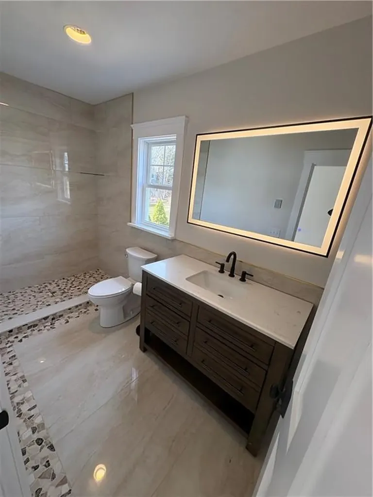 19 Traymore Street Charlestown RI 02813