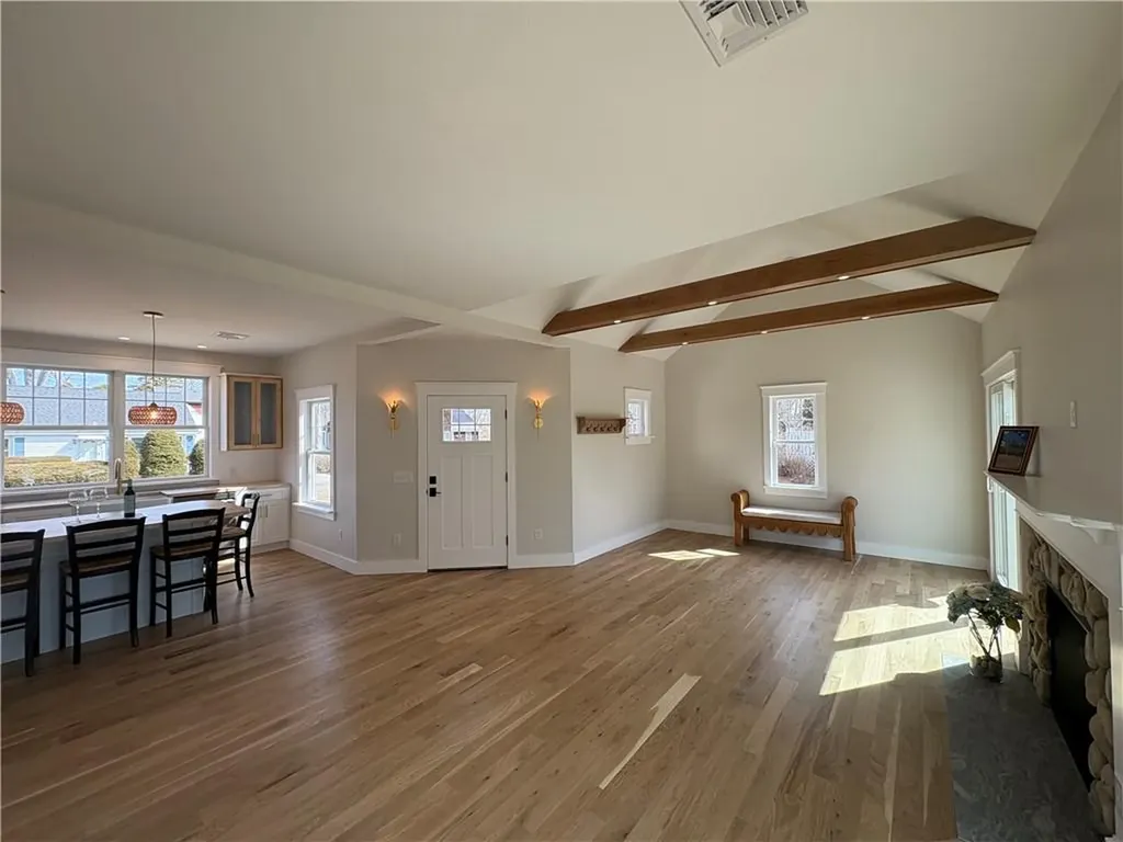 19 Traymore Street Charlestown RI 02813