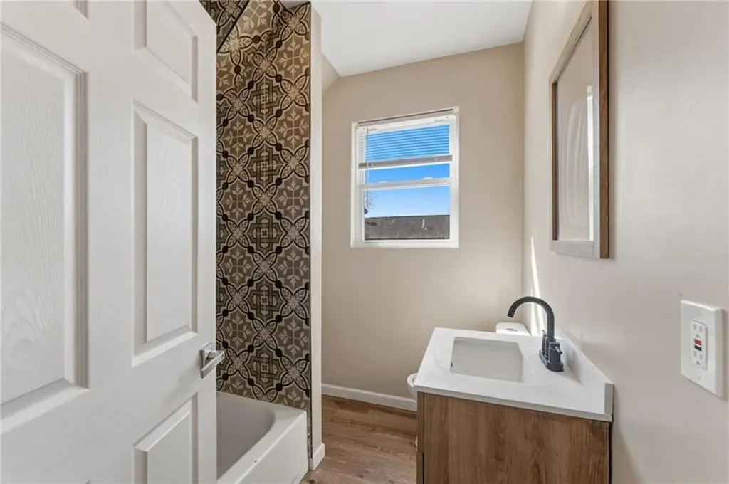 6 Stockwell Street Providence RI 02909
