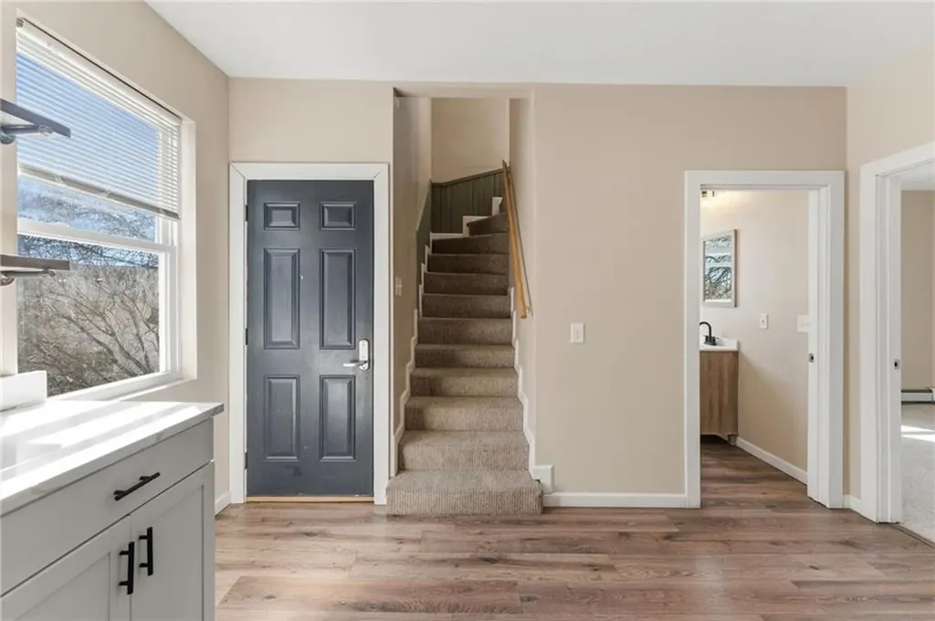 6 Stockwell Street Providence RI 02909