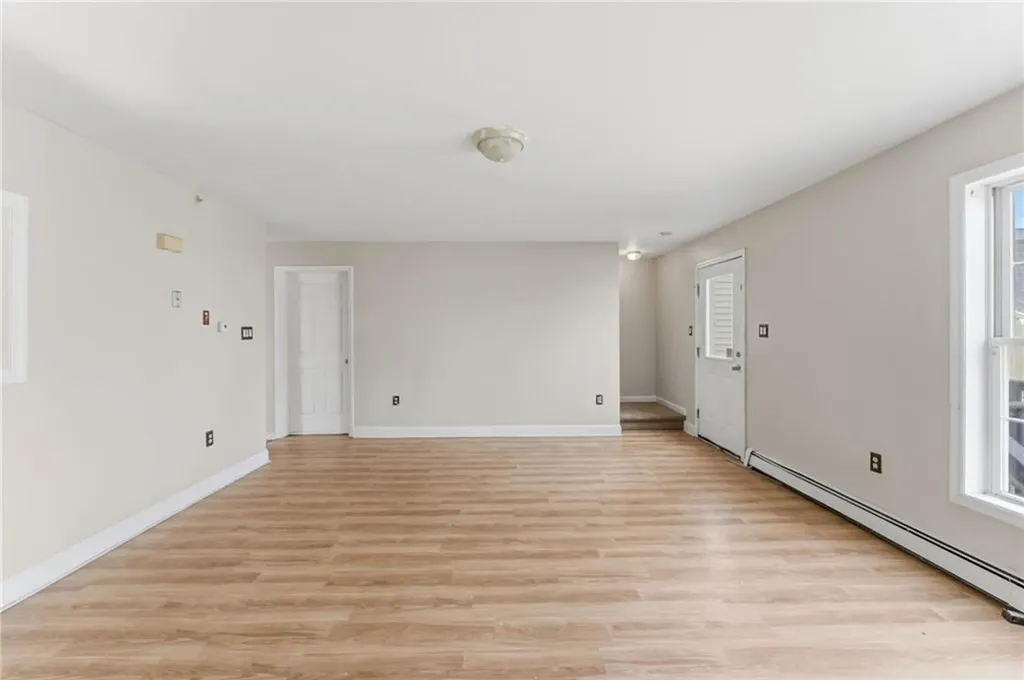 281 Swan Street Providence RI 02905