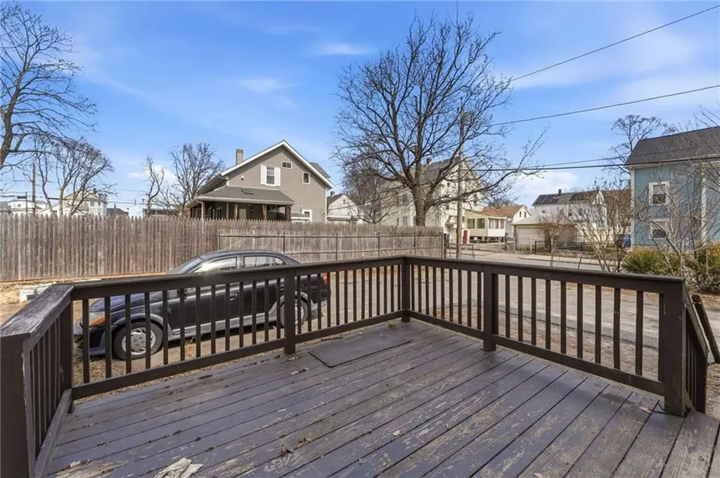 281 Swan Street Providence RI 02905