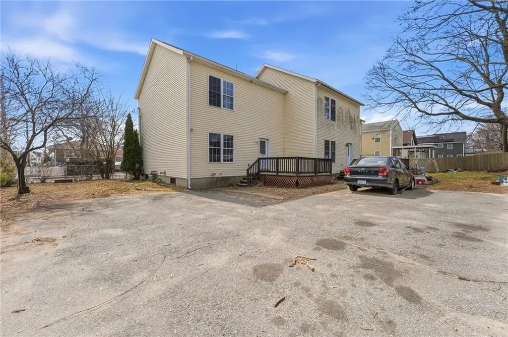 281 Swan Street Providence RI 02905