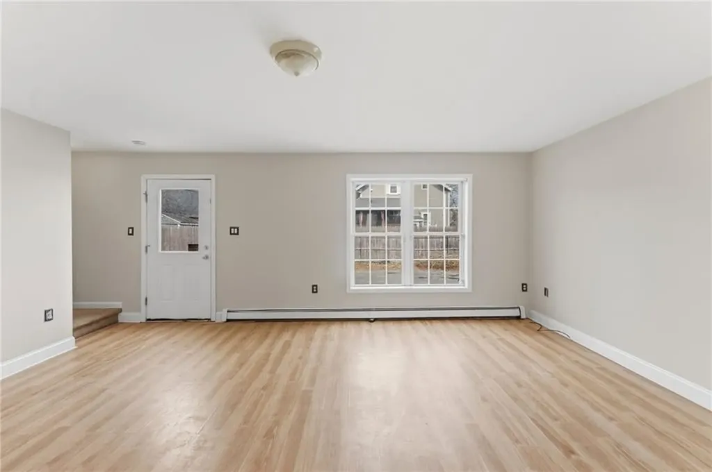281 Swan Street Providence RI 02905