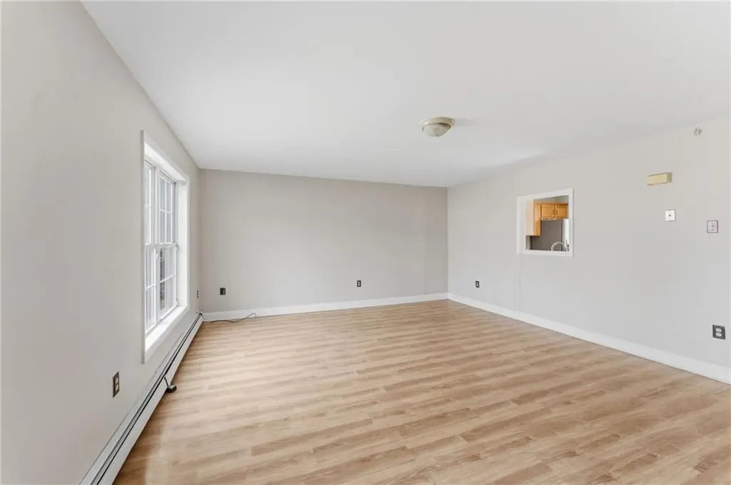 281 Swan Street Providence RI 02905