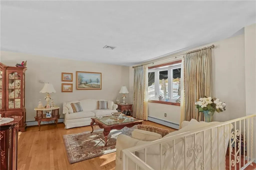 49 Orchard Avenue Johnston RI 02919