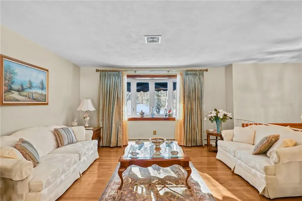 49 Orchard Avenue Johnston RI 02919