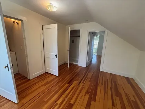 712 Hope Street Bristol RI 02809