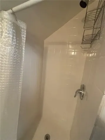 712 Hope Street Bristol RI 02809